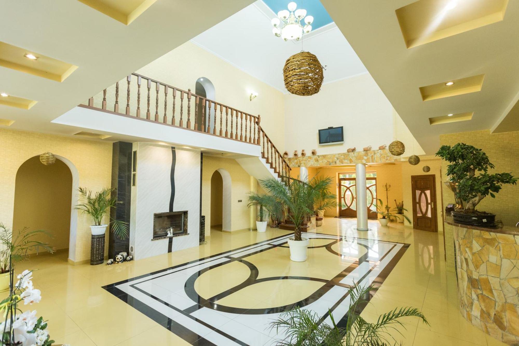 Villa Fenix Berehove  Dış mekan fotoğraf